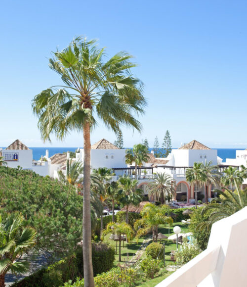 Apartamento de tres dormitorios cerca de la playa de Elviria