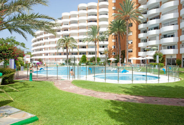 Estudio junto a la playa edificio Coronado