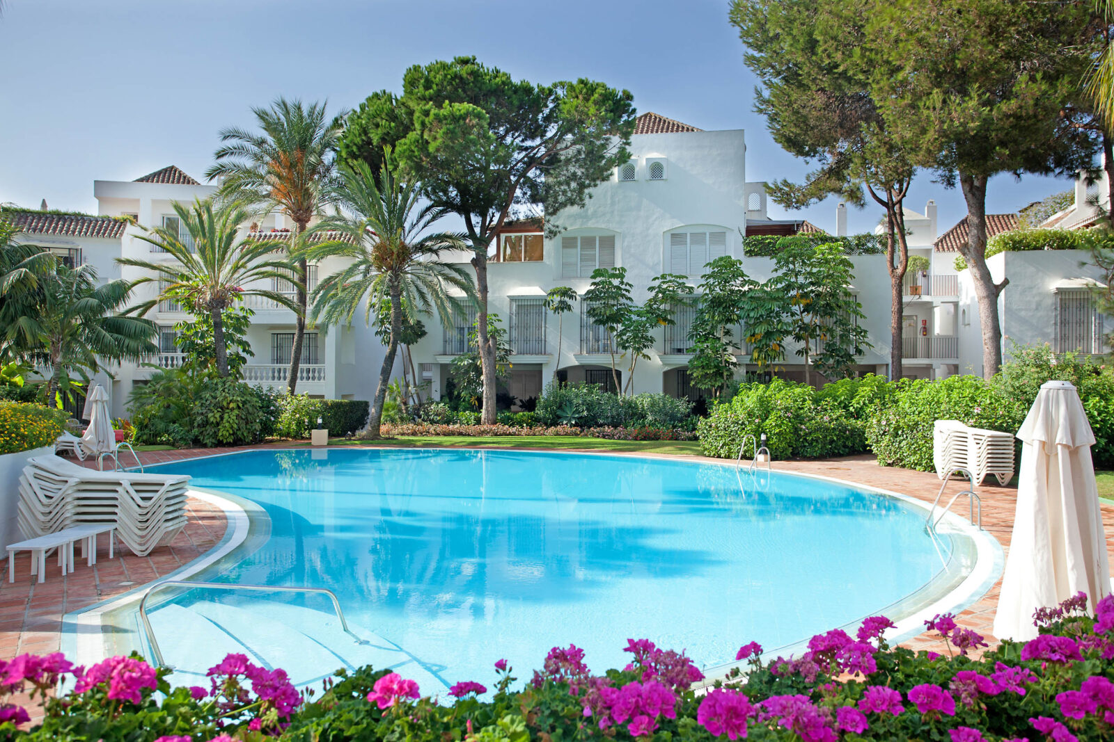 White Pearl beach J4, planta baja al lado de la playa
