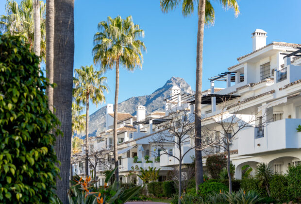 Los Naranjos 8, planta baja cerca de Puerto Banus