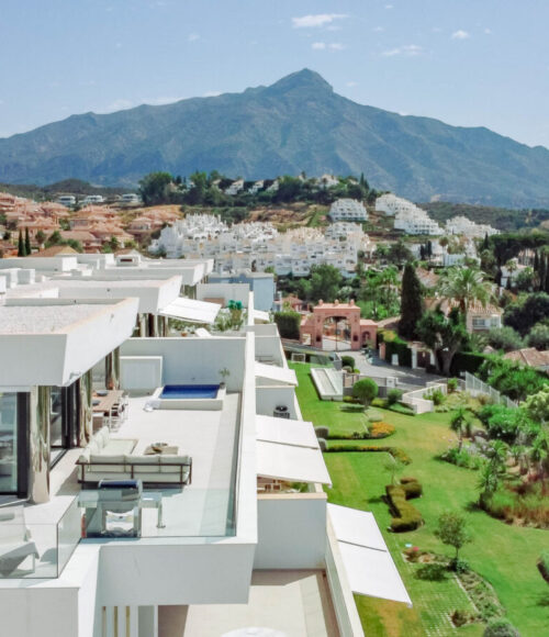 AZM- Stunning penthouse in the golf valley