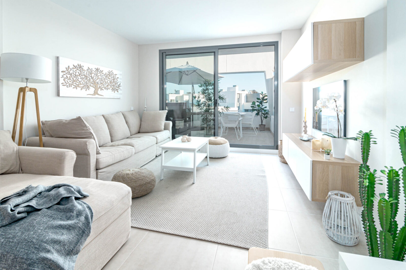 Casa Vanian II by Roomservices