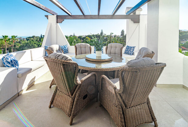 AB26- Casa blanca Puerto banus by Roomservices