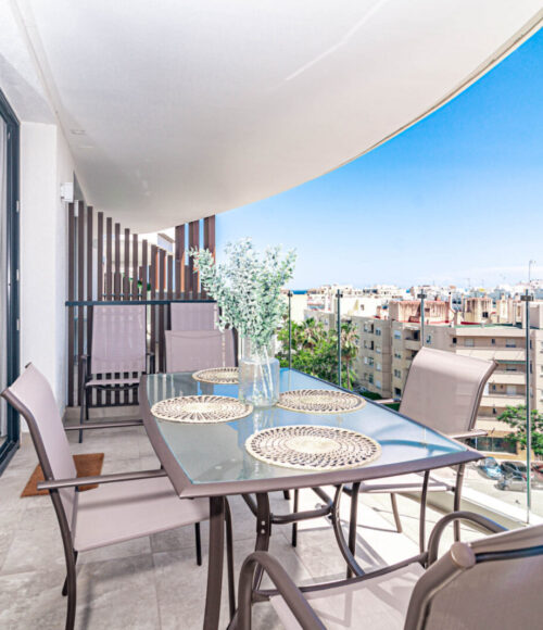 INF26H – Infinity Estepona by Roomservices