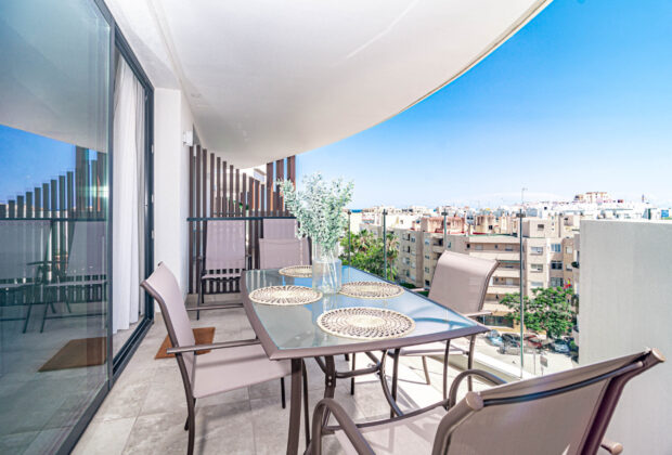 INF26H – Infinity Estepona by Roomservices