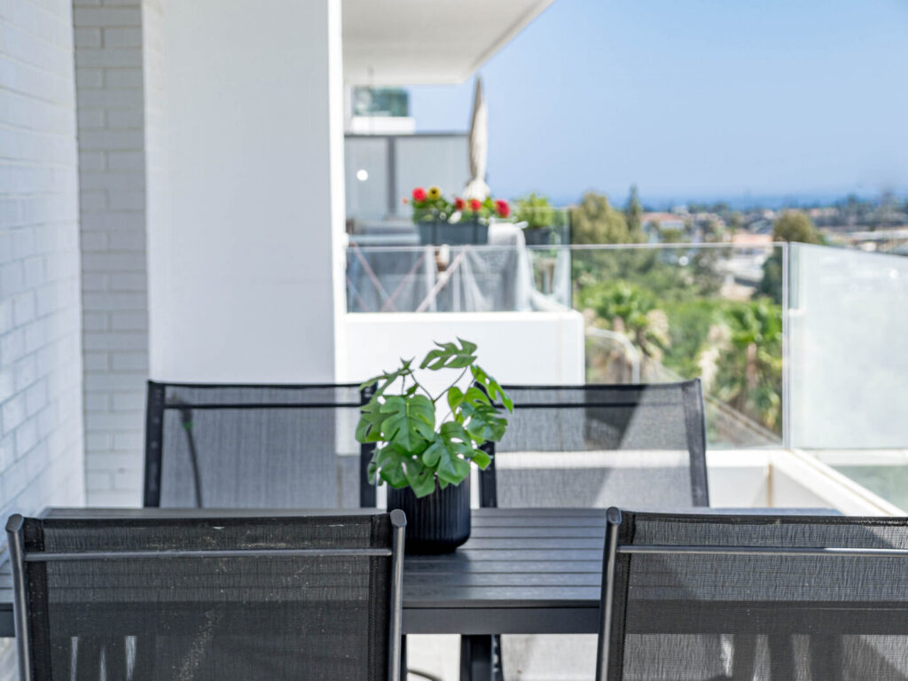 JG5.4A- Modern penthouse with nice views