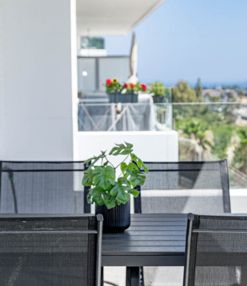JG5.4A- Modern penthouse with nice views