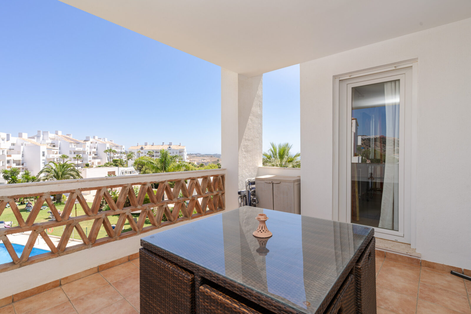 Golf Gardens Miraflores – Apartamento con vistas al mar