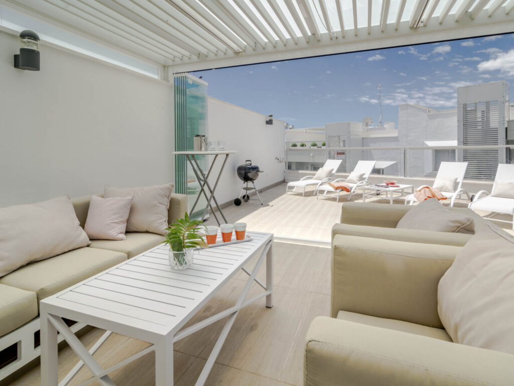 Casa Aqueros II by Roomservices