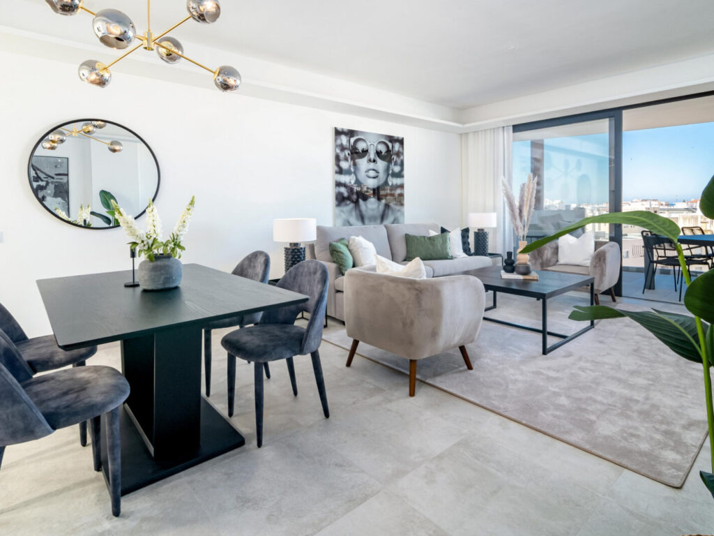 Casa Infinity III by Roomservices
