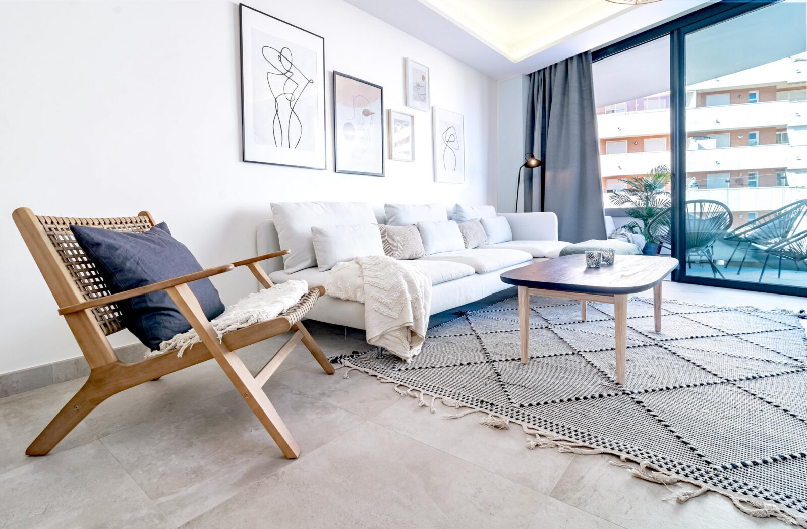 Casa Infinity IV by Roomservices