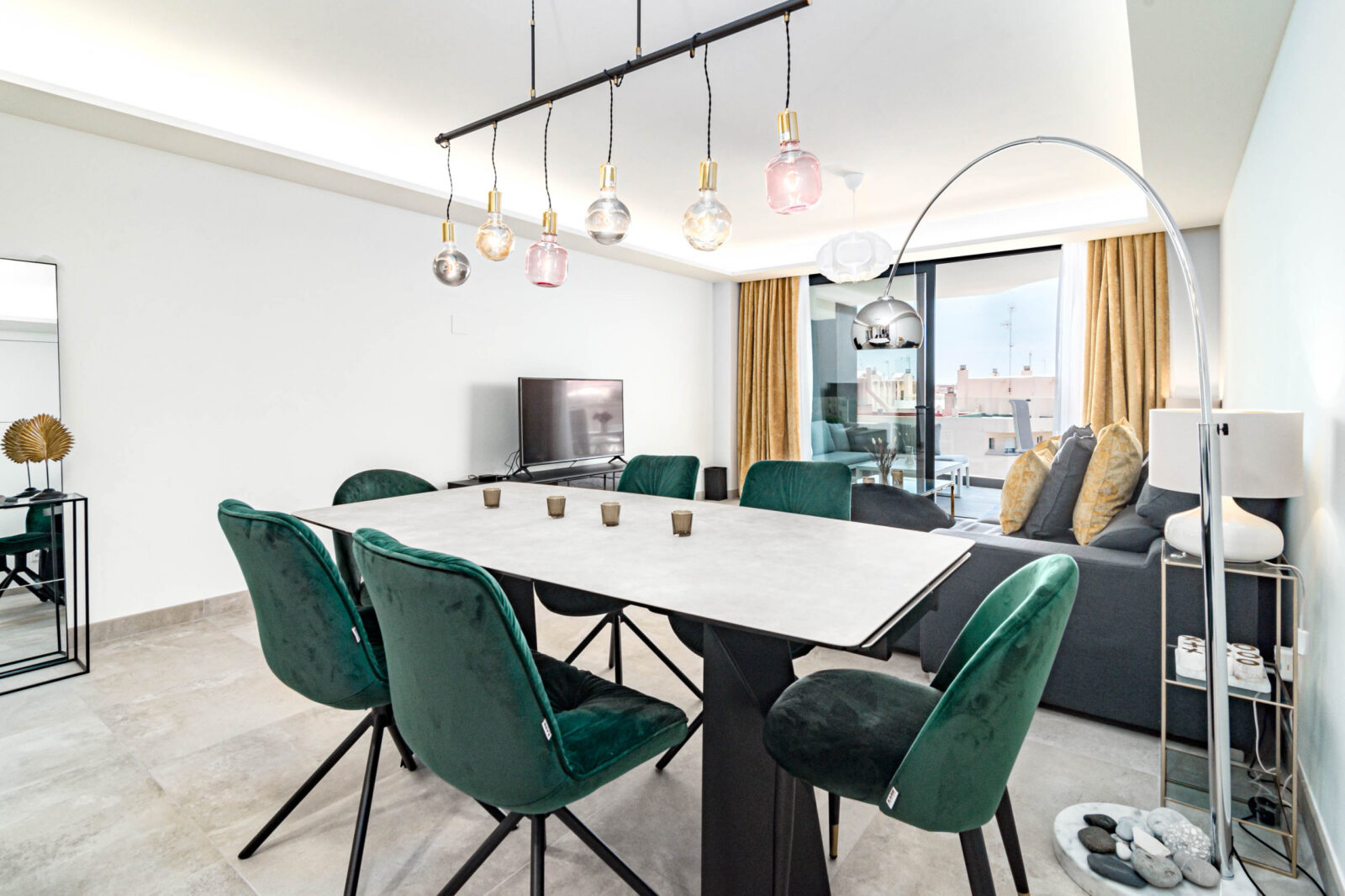 Casa Infinity V by Roomservices