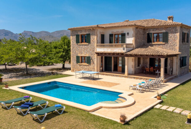 Villa can Canaveret in Pollensa By home villas 360
