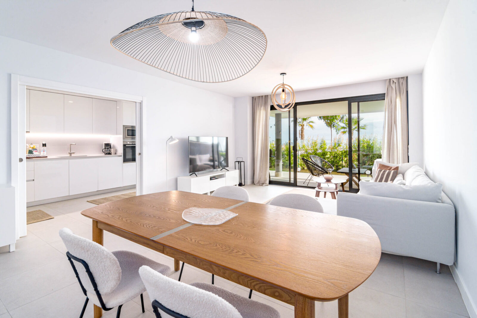 Casa Las Mesas V by Roomservices