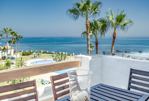 PL- Front line beach apartment