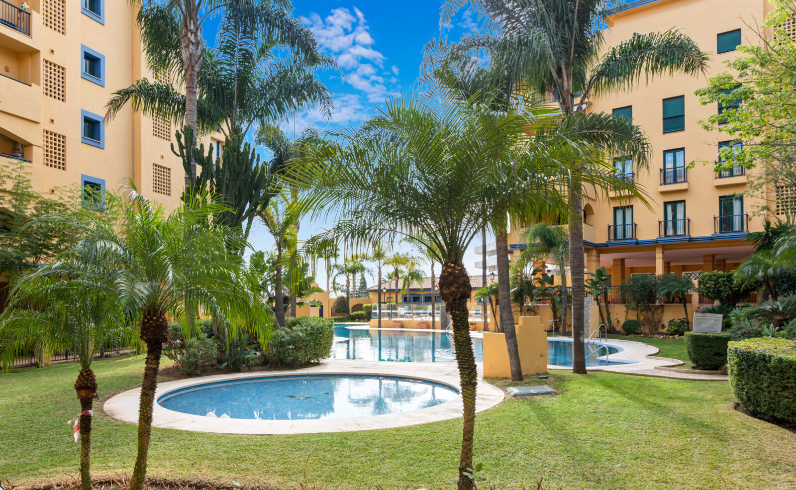 ADB4 -City center San Pedro by Roomservices