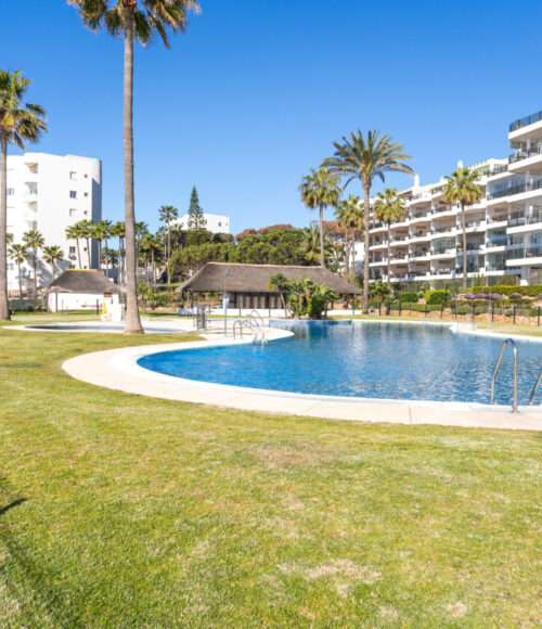 Mi Capricho Calahonda – first row to the beach
