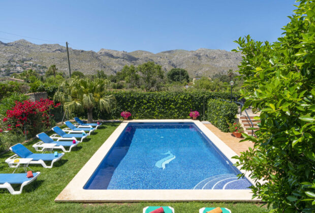 Family Villa Can Tomeu By home villas 360